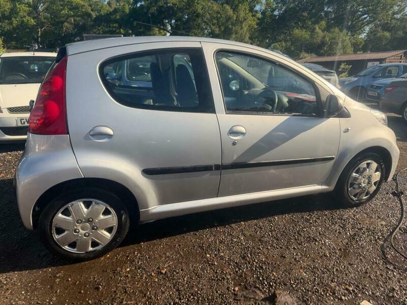 Peugeot 107 1.0 12V Urban Euro CE61YAH Silver #5
