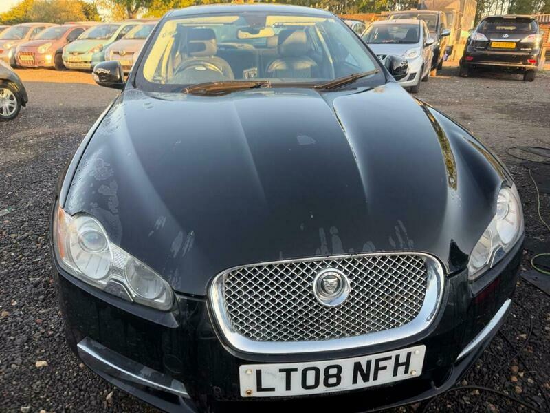 Jaguar XF 2.7D V6 Luxury Black #2