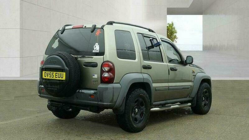 Jeep Cherokee 4X4 2.8 Td Sport 4X4 200505 Blue #4
