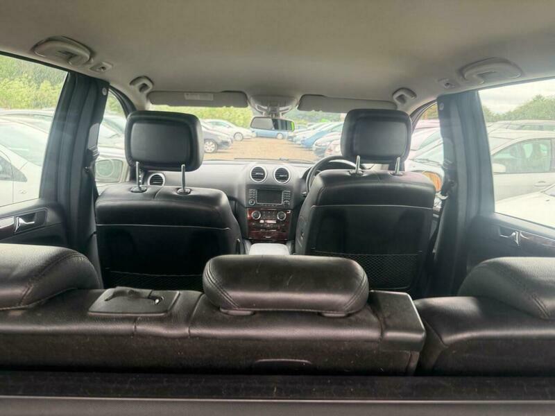 Mercedes-Benz M Class Suv Black #36