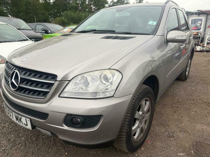 Mercedes-Benz M Class 3.0 Ml320 Cdi Se Silver #2