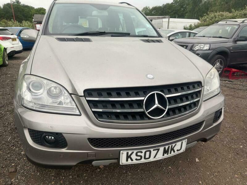 Mercedes-Benz M Class 3.0 Ml320 Cdi Se Silver