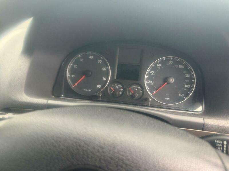 Volkswagen Touran Black #33