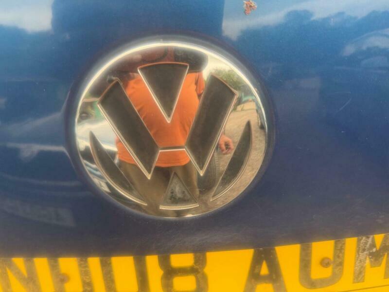 Volkswagen Touran Black #11