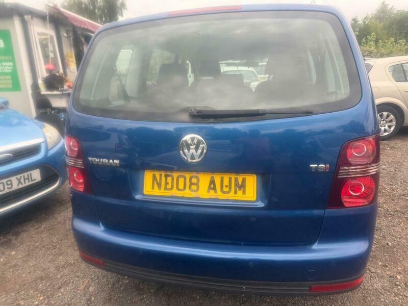Volkswagen Touran Black #8
