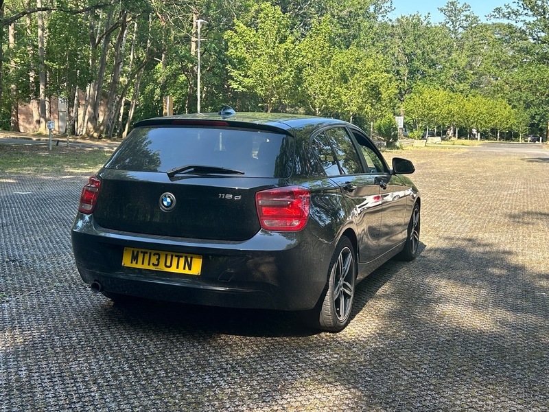 BMW 1 Series 2.0 116D Sport Euro Black #4