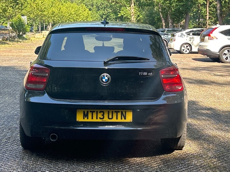 BMW 1 Series 2.0 116D Sport Euro Black #3