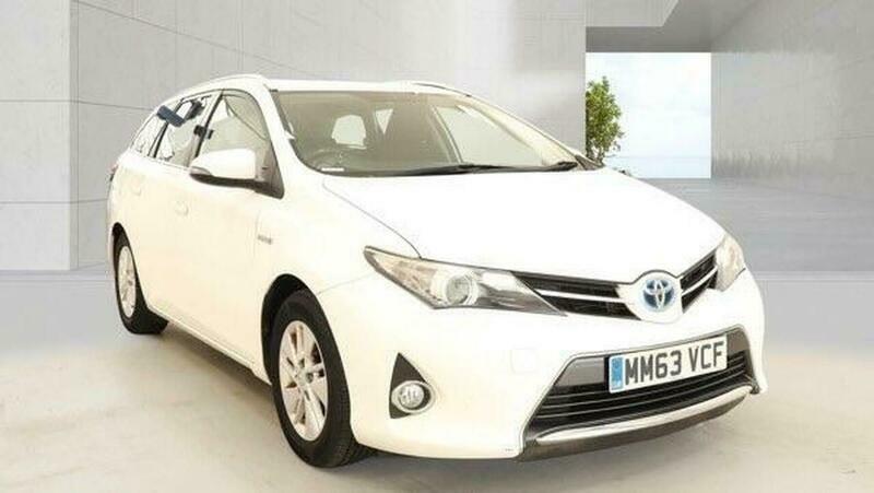 Toyota Auris 1.8 Vvt-h Icon Touring White