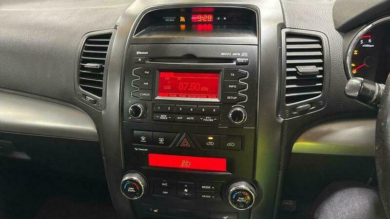 Kia Sorento Suv Silver #18