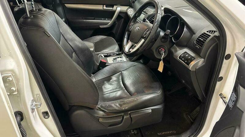 Kia Sorento Suv Silver #17