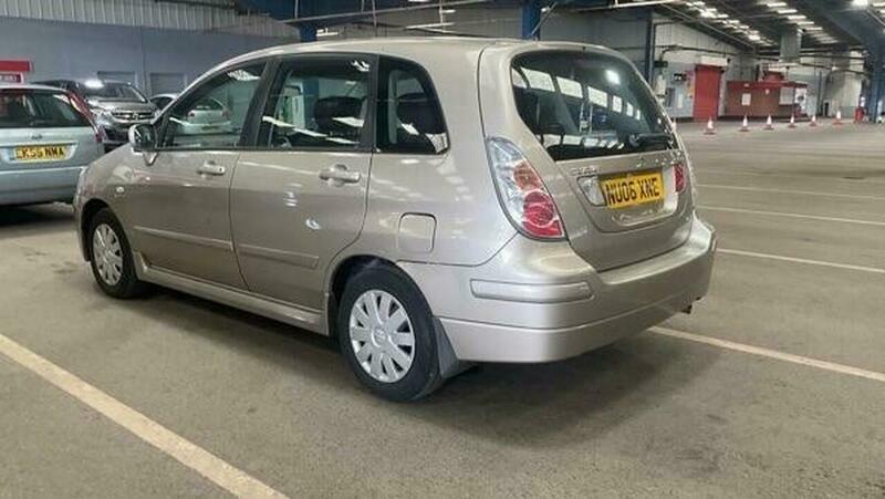 Suzuki Liana 1.6 Glx Beige #3