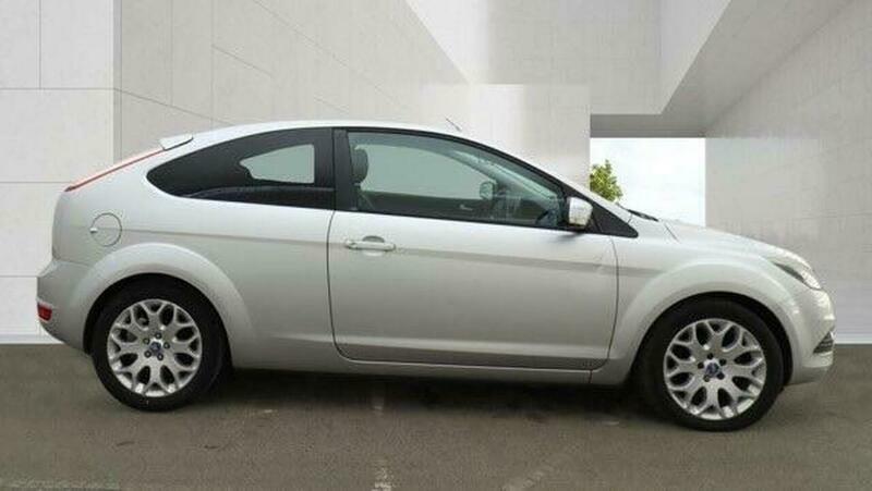 Ford Focus Zetec 5-Door Silver #5