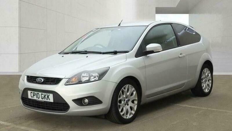 Ford Focus Zetec 5-Door Silver #2