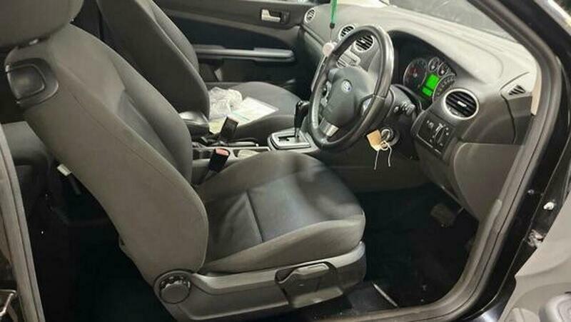 Ford Focus Hatchback 1.6 Sport 200606 Blue #11
