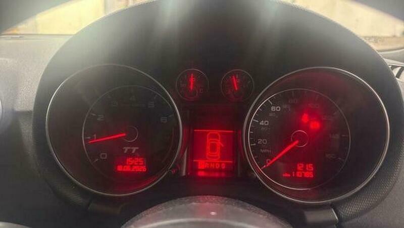 Audi TT 2.0 Tfsi S Tronic Black #5