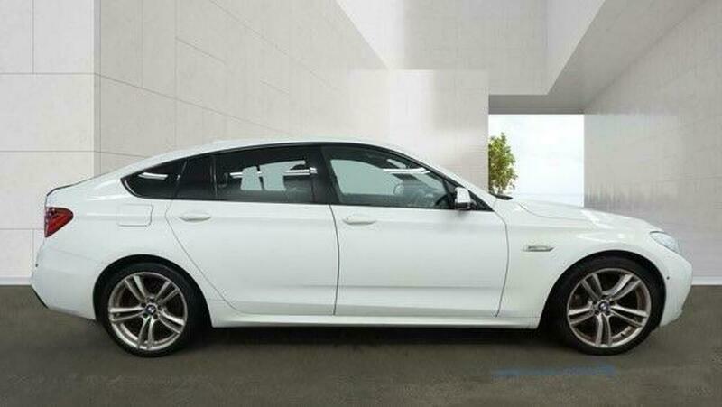 BMW 5 Series 2.0 520D M Sport White #5