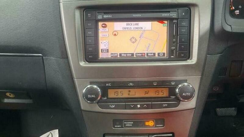Toyota Avensis D-4d Tr Grey #7