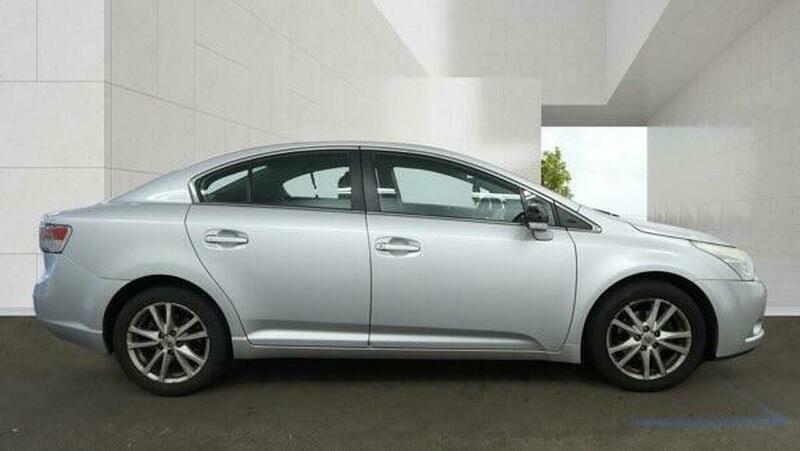 Toyota Avensis 1.8 V-matic Tr Multidrive Silver #6