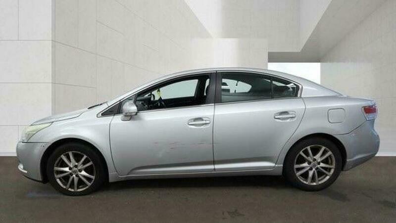 Toyota Avensis 1.8 V-matic Tr Multidrive Silver #5