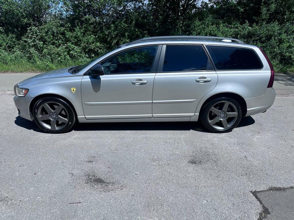 Volvo V50 V50 R-design D2 Red #31