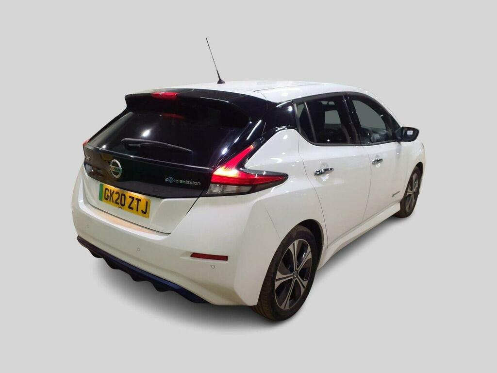 Nissan Leaf Hatchback White #4