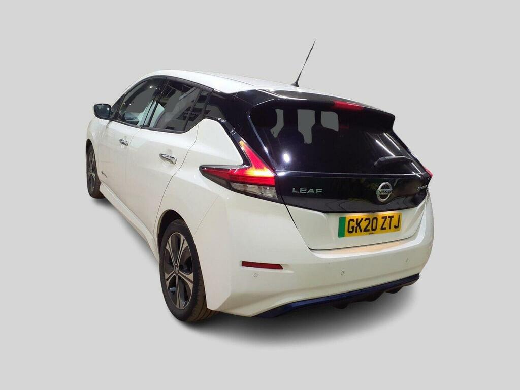 Nissan Leaf Hatchback White #3