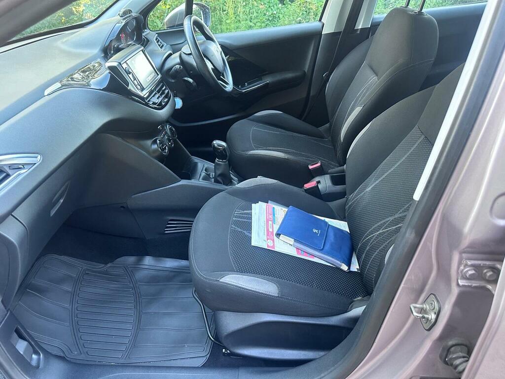 Peugeot 208 1.2 Access Plus White #13