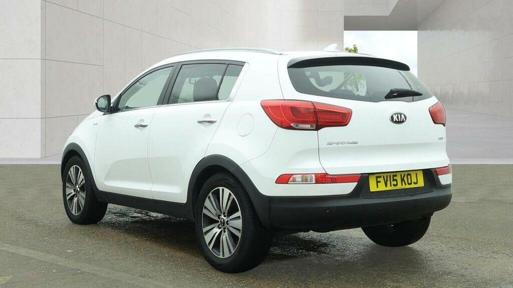 Kia Sportage 2.0 Crdi Kx-4 Awd Euro 5 White #2