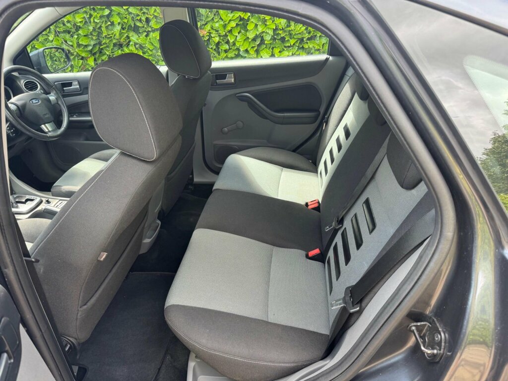 Ford Focus 1.6 Zetec ND08AWN Grey #6