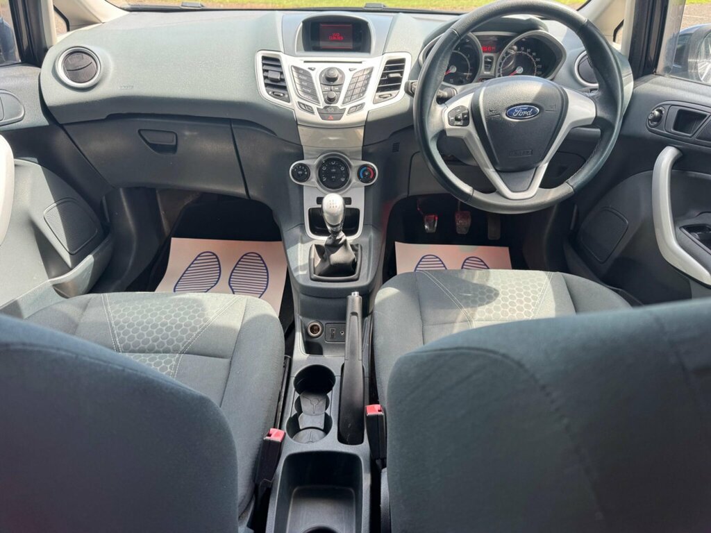 Ford Fiesta 1.4 Zetec Black #4