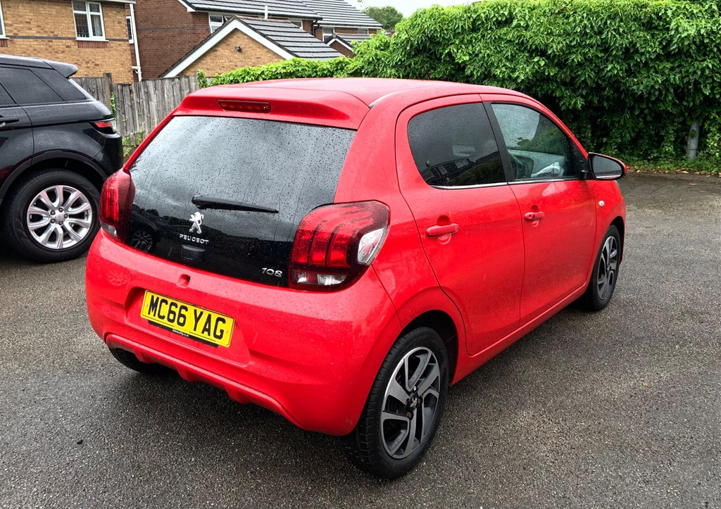 Peugeot 108 108 Allure Red #4