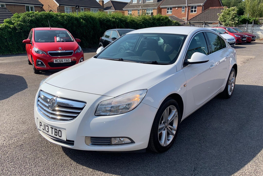 Vauxhall Insignia 2.0 Cdti Ecoflex Exclusiv Euro 5 Ss White #3