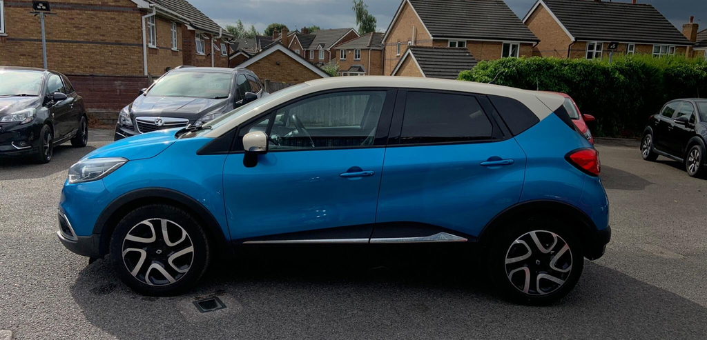 Renault Captur Suv Blue #4