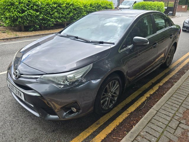 Toyota Avensis 2.0 D-4d Business Edition Saloon Grey #2