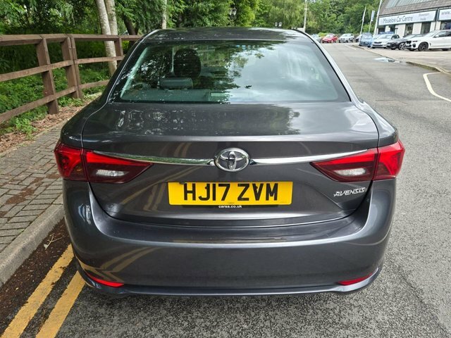 Toyota Avensis 2.0 D-4d Business Edition Saloon Grey #5
