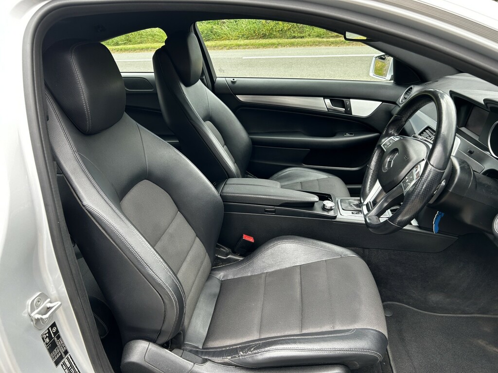 Mercedes-Benz C Class C220 Cdi Blueefficiency Executive Black #10