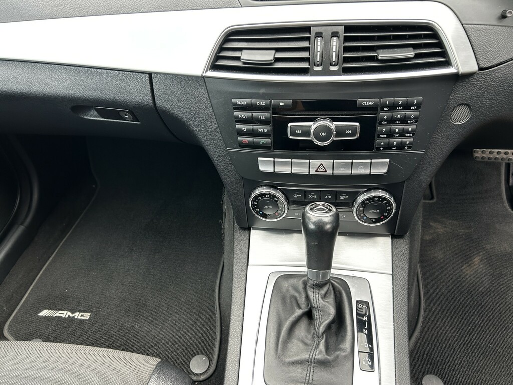 Mercedes-Benz C Class C220 Cdi Blueefficiency Executive Black #17
