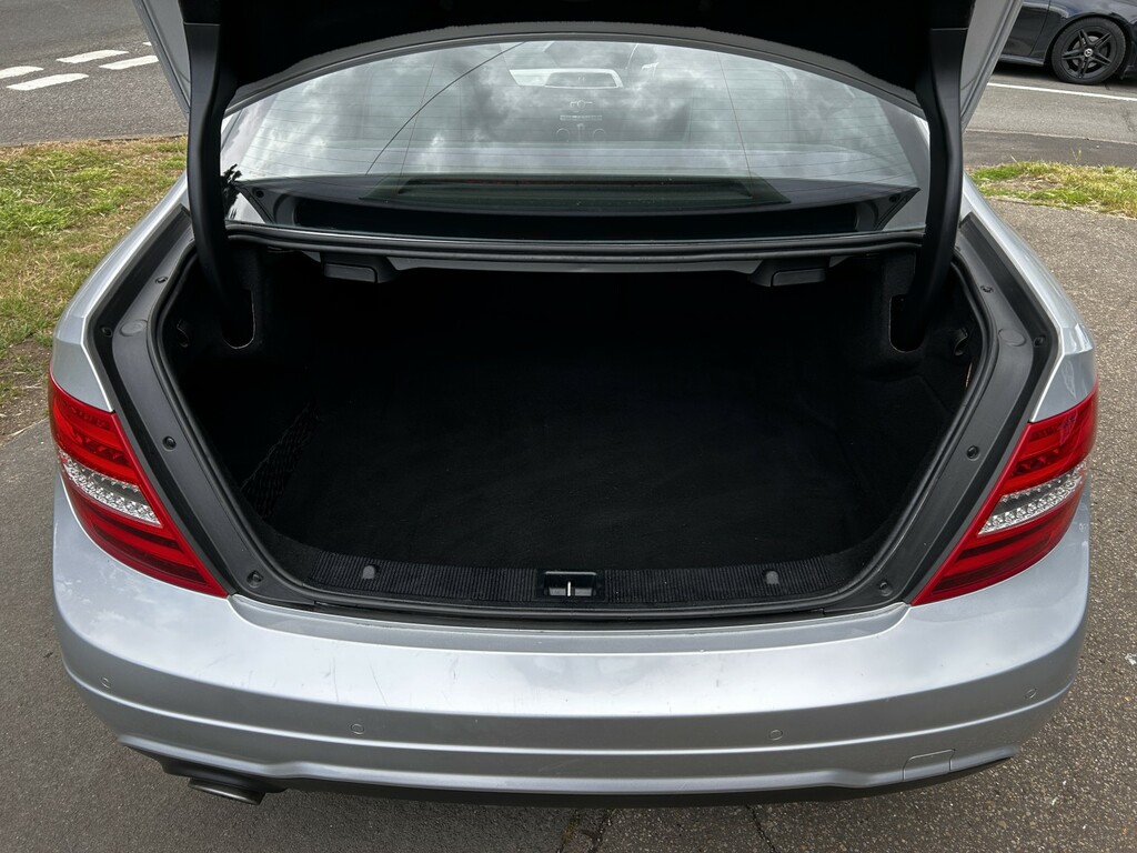 Mercedes-Benz C Class C220 Cdi Blueefficiency Executive Black #20