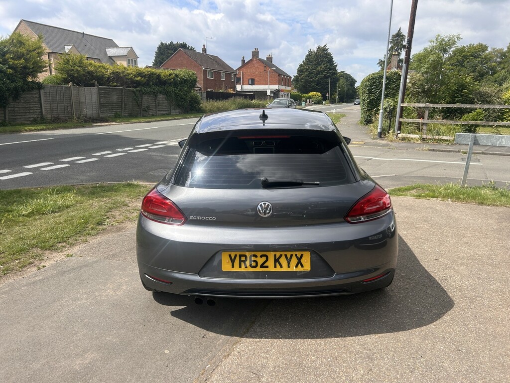 Volkswagen Scirocco 2.0 Tdi Bluemotion Tech Grey #4