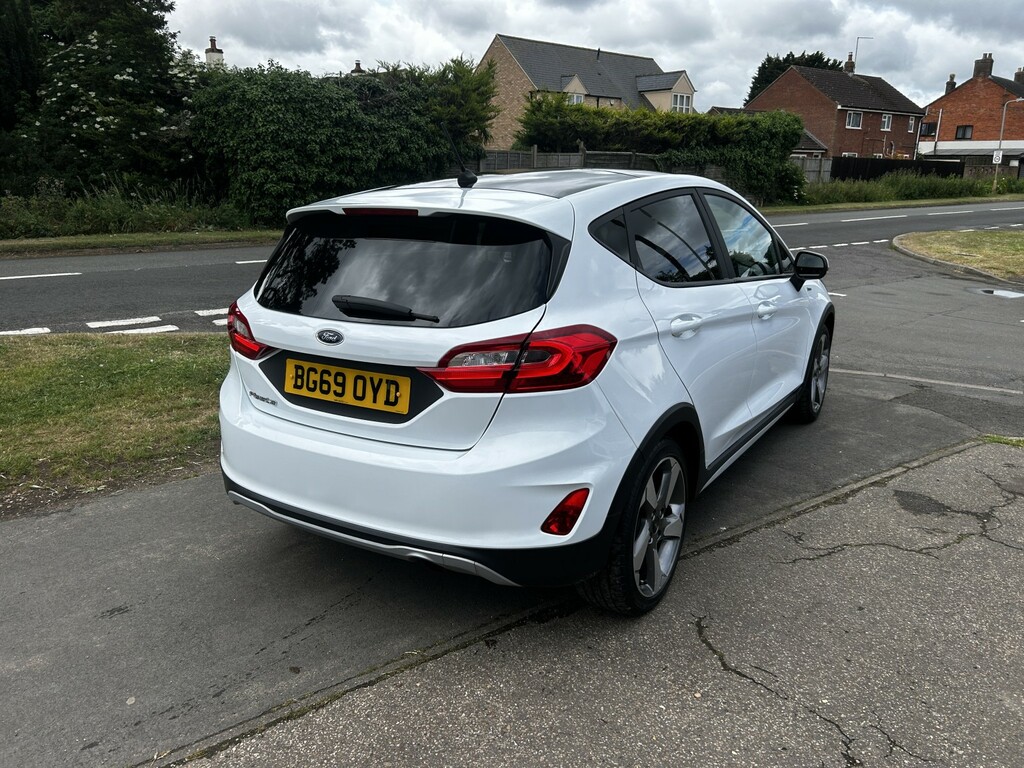 Ford Fiesta Hatchback 1.0 T Ecoboost Active 1 2019 BG69OYD White #5