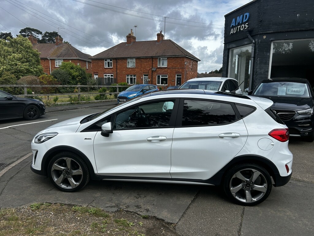 Ford Fiesta Hatchback 1.0 T Ecoboost Active 1 2019 BG69OYD White #2