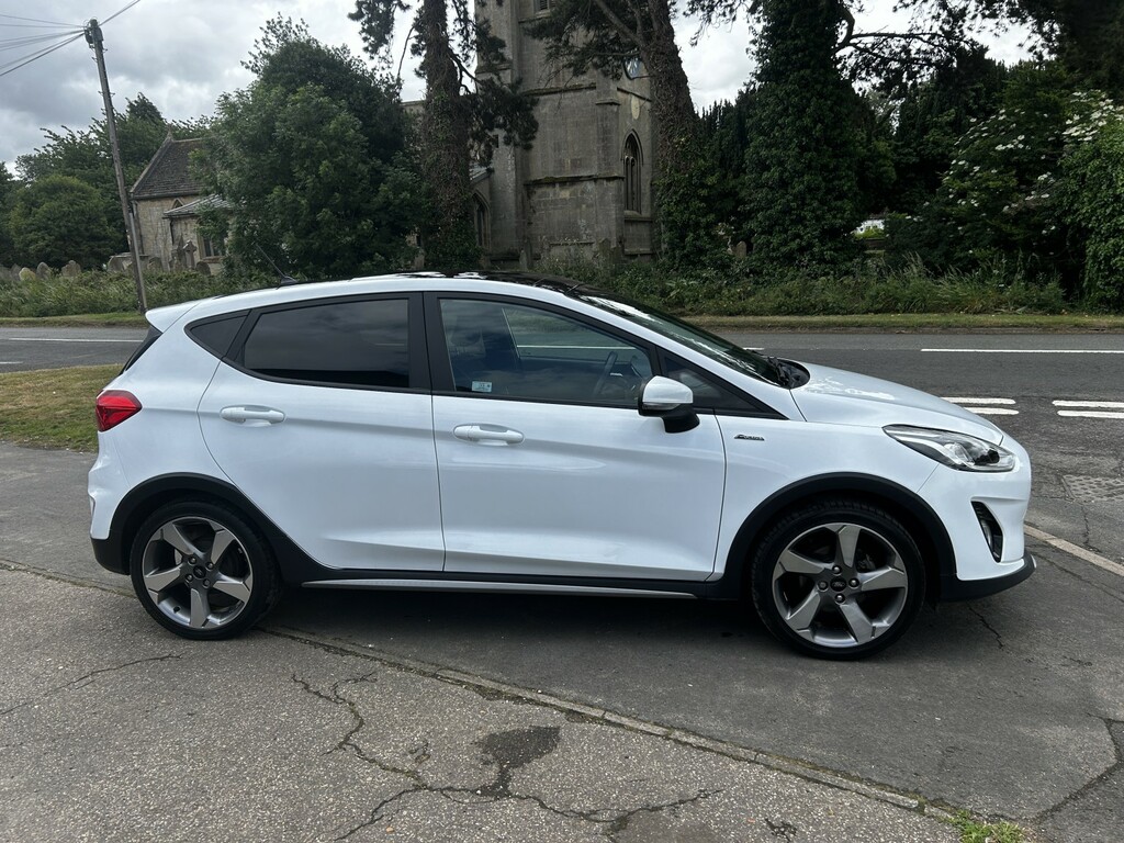 Ford Fiesta Hatchback 1.0 T Ecoboost Active 1 2019 BG69OYD White #6