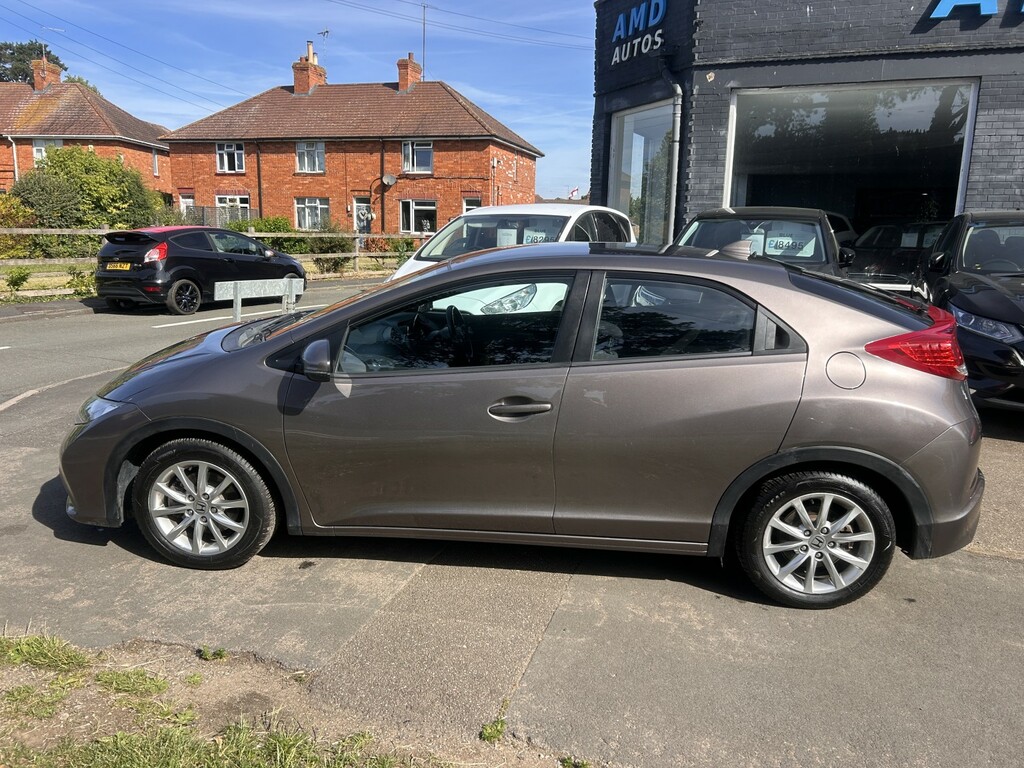 Honda Civic 1.8 I-vtec Es Brown #2