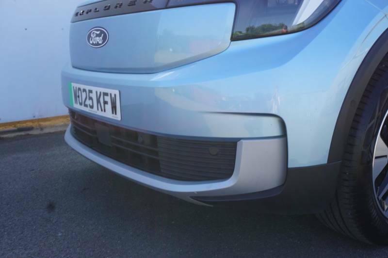 Ford Explorer 210Kw Select 77Kwh Black #36