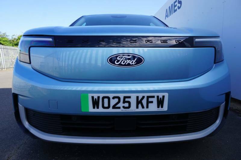 Ford Explorer 210Kw Select 77Kwh Black #23