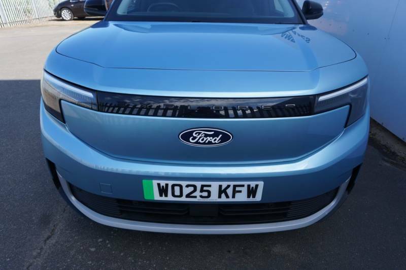 Ford Explorer 210Kw Select 77Kwh Black #22