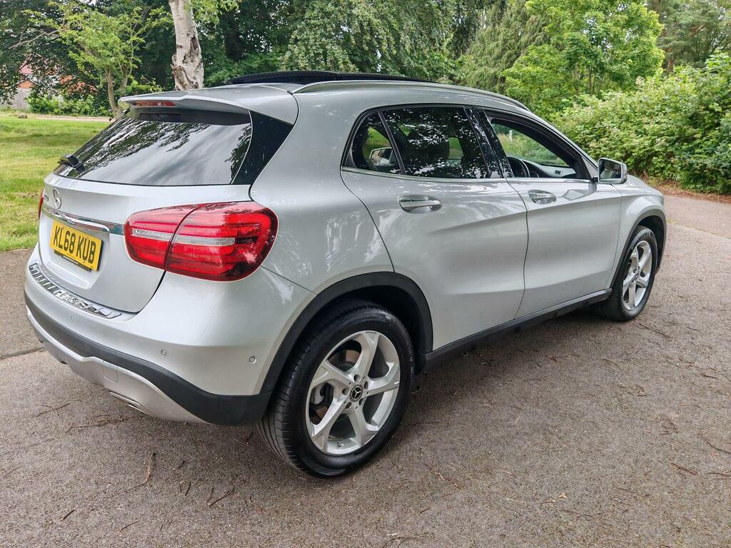 Mercedes-Benz GLA Class 2.1 Gla200d Sport Premium Plus 7G-dct Euro 6 S Silver #4