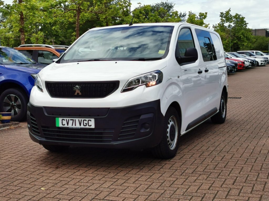Peugeot E-Expert Mpv White