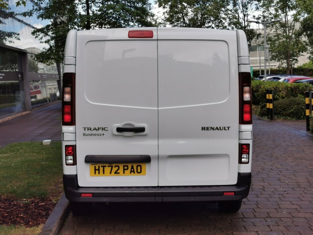 Renault Trafic 2L Business HT72PAO White #5