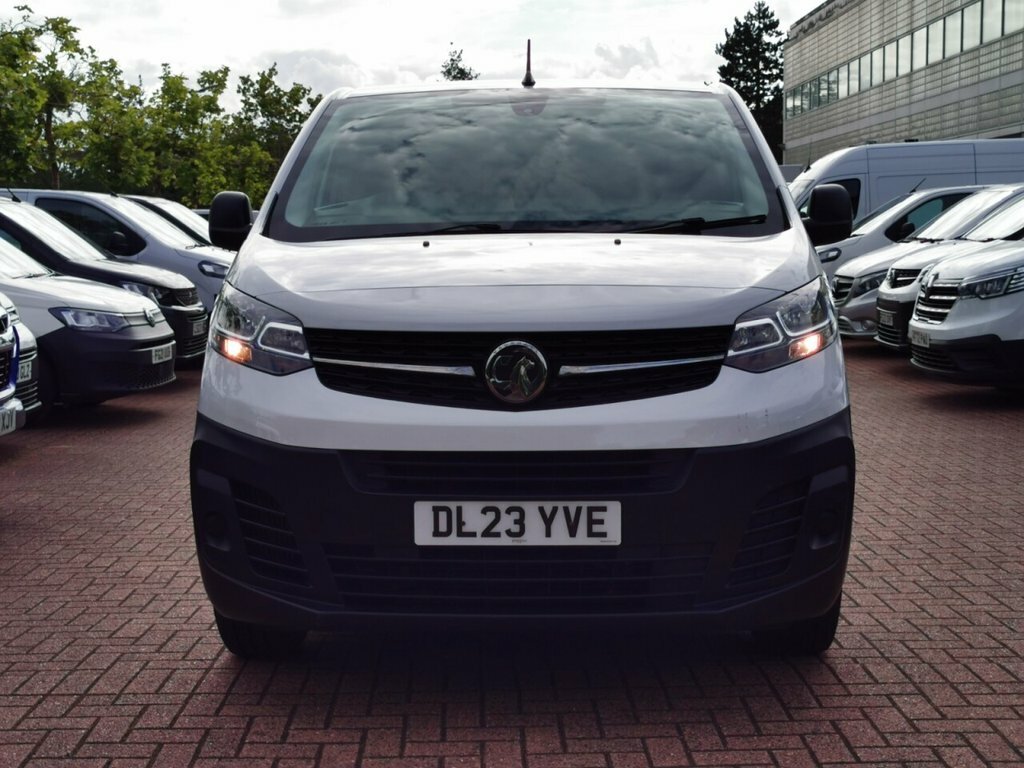 Vauxhall Vivaro 1.5L Prime 6Dr White #3